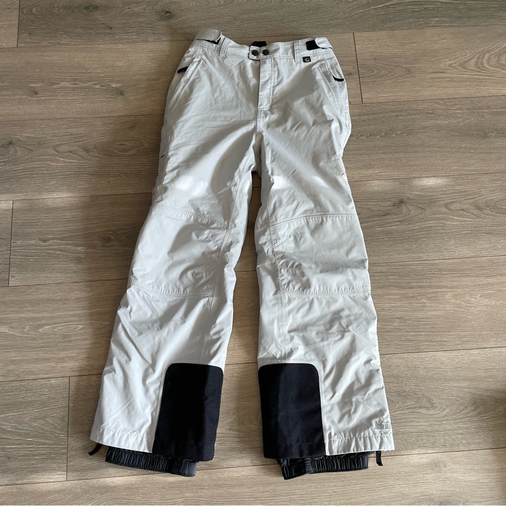 REI girls snow pants size Medium